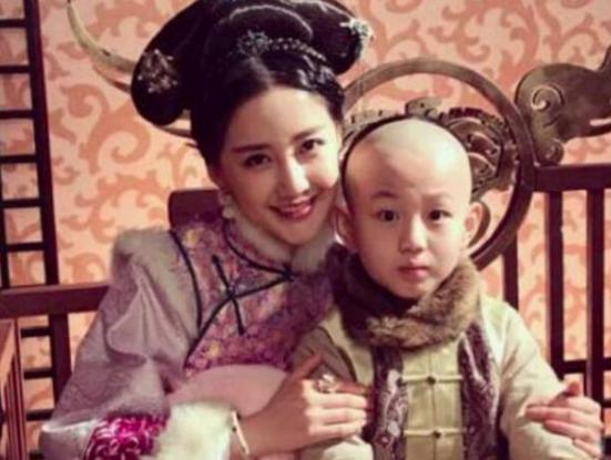 皇太极逼多尔衮生母自尽,他为什么不阻拦