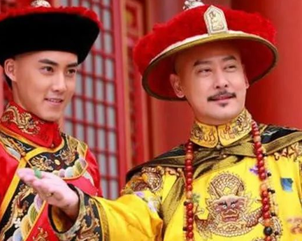乾隆皇帝为什么轻易禅位 乾隆就不担心被嘉庆干掉吗</span>