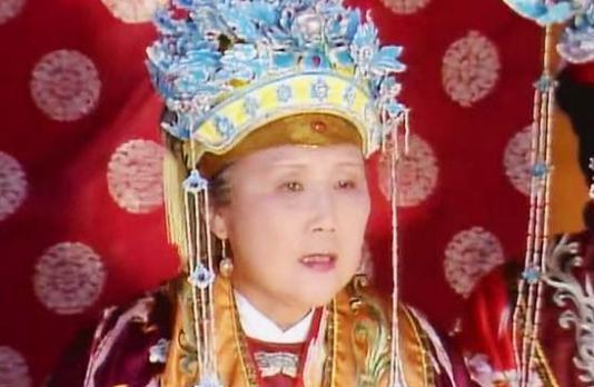 古代的命妇为什么有的叫“诰命”而有的叫“敕命”