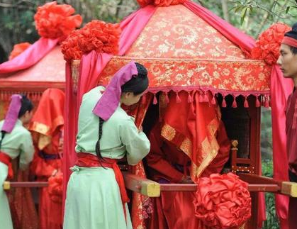 古代女子为什么都要十三四岁就嫁人 古人这么做有什么目的</span>
                      