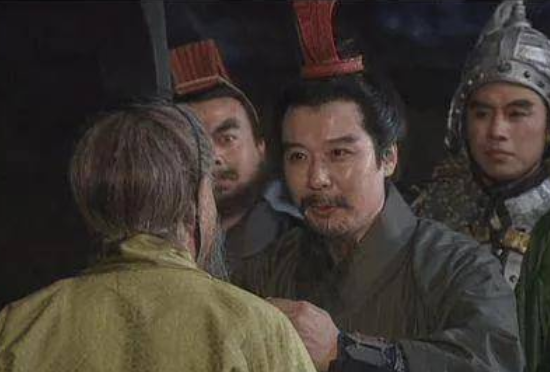 刘备招兵买马的钱是从哪里来的？</span>
                      