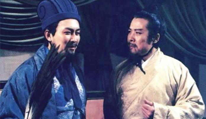 爱才如命的曹操,为什么不把诸葛亮抢过来