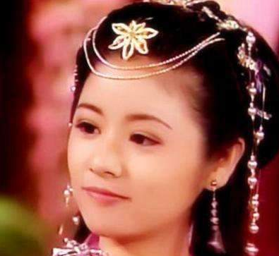 古代女子在十三四岁都没有发育成熟 她们为什么会早早嫁人</span>
