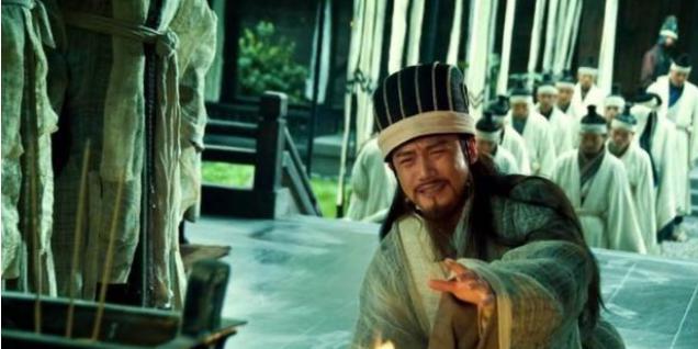 虽然卧龙凤雏齐名,为什么总感觉庞统比诸葛亮差好多呢?