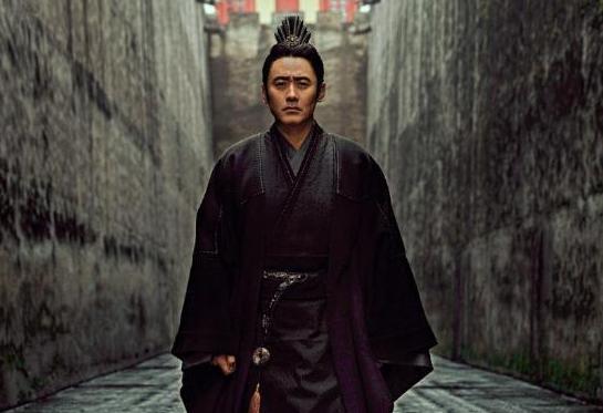 曹操既然杀了杨修,为什么没有把司马懿也一起杀掉