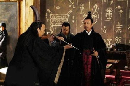 勾践为什么会对文种下手呢 是什么原因导致的