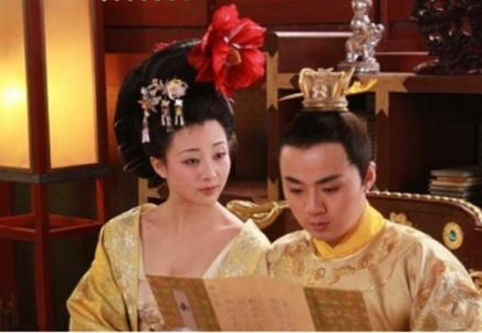 古代皇帝死后太子就能顺利皇位 太子为什么还要造反</span>