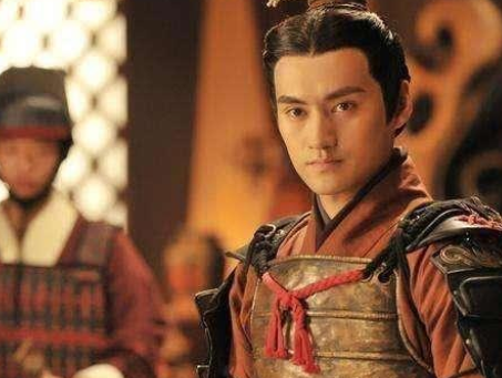 同样都是汉朝皇帝 东汉皇帝存在感为什么那么低</span>
                      