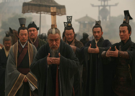 晋文公回到晋国后,是如何向天下人证明自己的?</span>