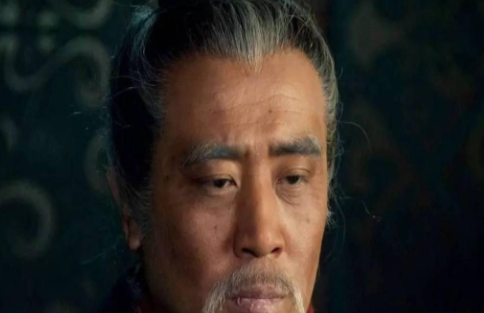 刘备落魄时为什么也有人跟随呢？</span>
                      