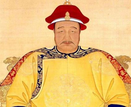 康熙早年生擒了鳌拜 康熙晚年为什么又给他平凡</span>
                      