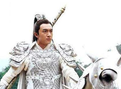 古代弓箭对铠甲造成不了多大伤害 古人打仗为什么还要放箭</span>