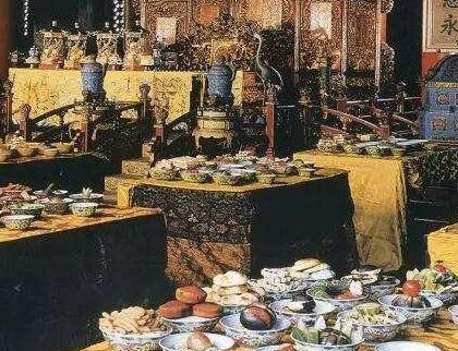 古代皇子如果想要夺位的话 他们为什么不在饭菜里边下毒</span>