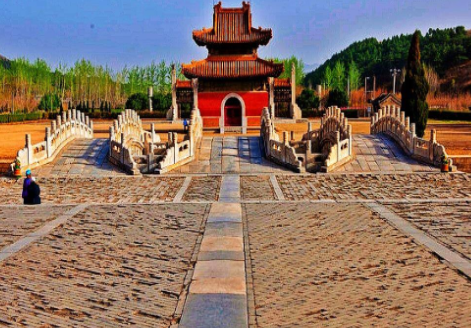 清朝帝陵中,为什么雍正的陵墓保存最完整?</span>