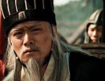 刘备在对东吴发起战争的时候 曹魏为什么没有派兵攻打</span>