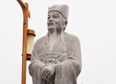 萧何曾四次在刘邦的猜忌下死里逃生,当时的情况是怎样的?</span>