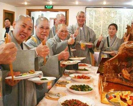 古代和尚都是吃素的 他们为什么还长得那么胖</span>
                      