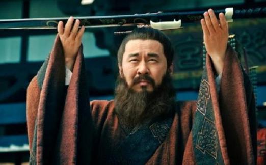 曹操不称帝曹丕却迫不及待地要当皇帝