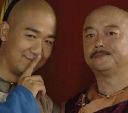 和珅去赈灾时往粥里丢沙子 灾民为何对此感恩戴德