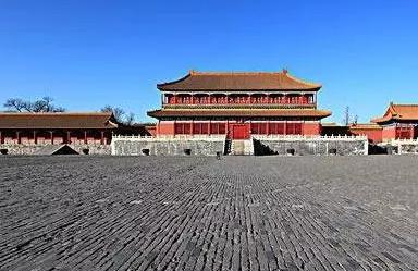 故宫地板坏了,工匠修复时发现惊天秘密