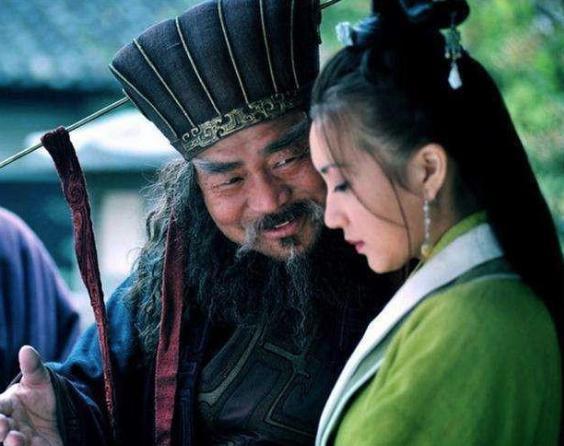 吕布临死前大喊这几个字,曹操听完为何仰天大笑