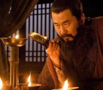 他是司马懿的父亲 他对于曹操来说是伯乐还是绊脚石呢