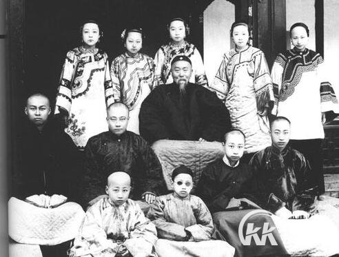 揭秘晚清名臣李鸿章：李鸿章为历史背了什么黑锅？