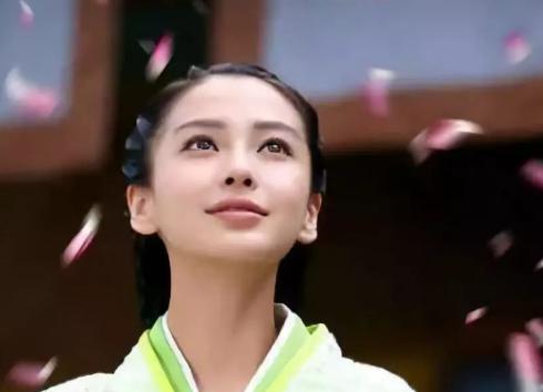 6岁当皇后，15岁当太皇太后，在位47年，孙媳妇还是自己的姨妈