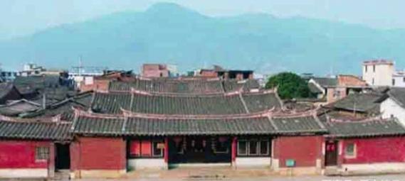 他为官50年得康熙信任,却因一事免职