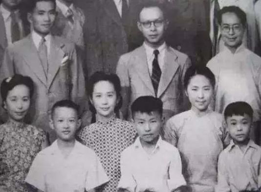 张氏四姐妹戏剧人生精彩丰富,她们的丈夫个个都是大人物