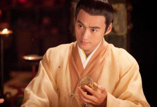 历史上最传奇的皇帝：光武帝刘秀靠一根棍子建百万雄兵
