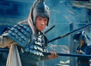 在蜀汉政权中，五虎上将有哪些人没有被封侯