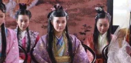 登基一个月，这个皇帝在床上一命呜呼，太医：他是活活累死的 ！