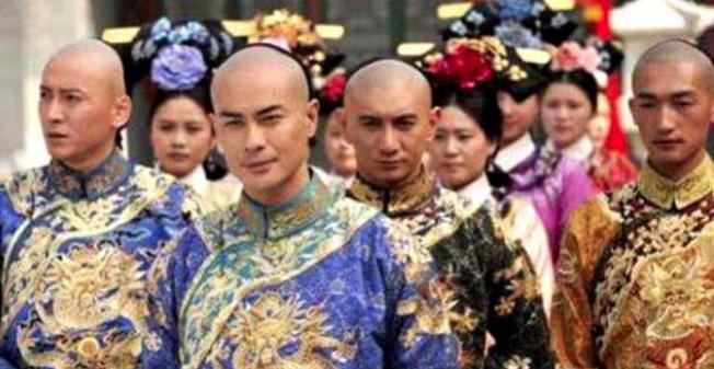 他是乾隆最早立的太子,死后陵墓堪比帝后