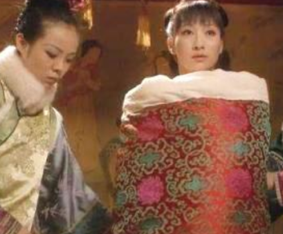 古代妃子和皇后地位差距很大吗 从侍寝规则就能看出来了