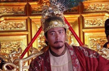 朱元璋铁腕反腐杀人无数,却不知贪钱反成了明朝的续命丸