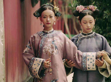 令妃生产不久,乾隆真的着急宠幸吗