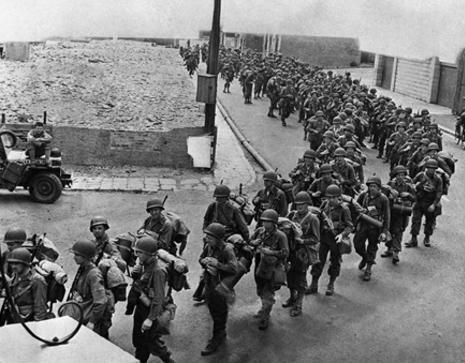 1944年5月6月中旬实施对欧洲大陆的登陆作战——霸王计划
