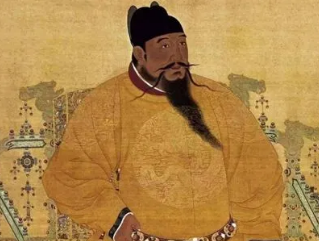 朱元璋登基后,在政治与军事方面有哪些作为与成就