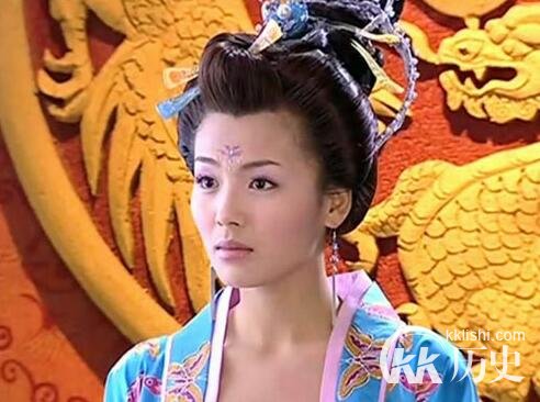 电视剧倾世皇妃里的花蕊夫人与三皇帝的感人爱情