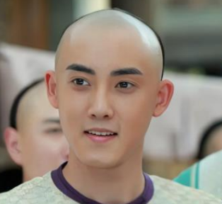 乾隆皇五子永琪死后，他的女儿是什么待遇
