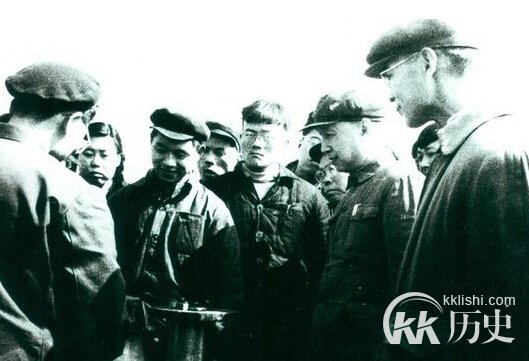 亿万国人泪奔!中国核弹元勋死后惊人一幕