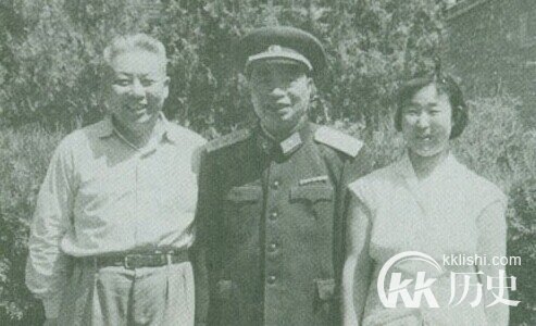 金门炮击:美国舰队被解放军打得抱头鼠窜