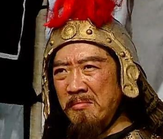 三国时期，曹魏政权中担任前将军和后将军官职的人是谁