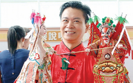 现代的布袋戏和传统的有哪些不同的地方呢