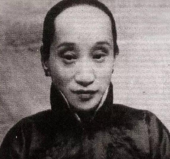 鲁迅妻子独守空房几十年,临终说了一句话让人心疼