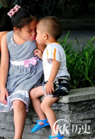 从小被骗!中国小孩一直信以为真的36个谎言