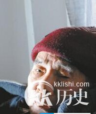 老兵忆轰炸：老百姓被赶进机场 残肢飞天
