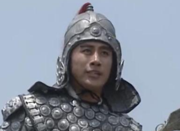 虎牢关公孙瓒差点被杀，赵云在干什么