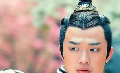 他是第一个被大臣废掉的皇帝 被放出来之后生活过的衣食无忧